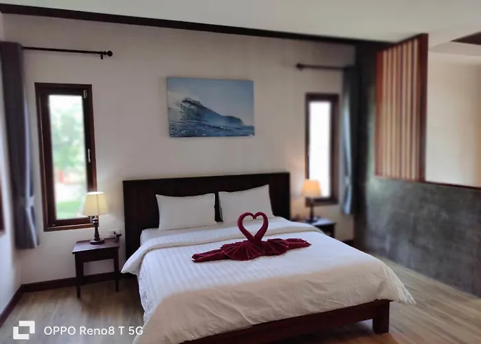 D.R. Lanta Bay Resort